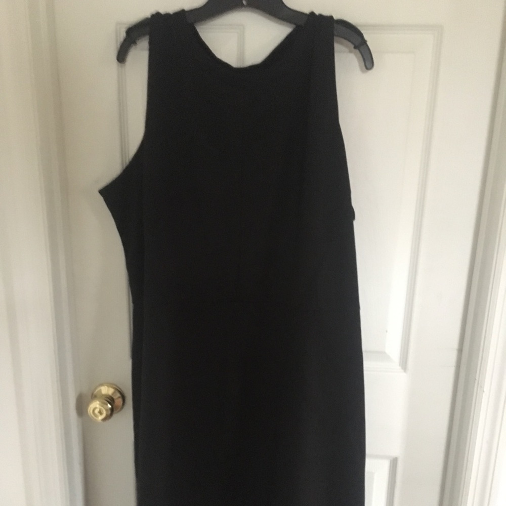 Black ponte sheath dress Old Navy 4x